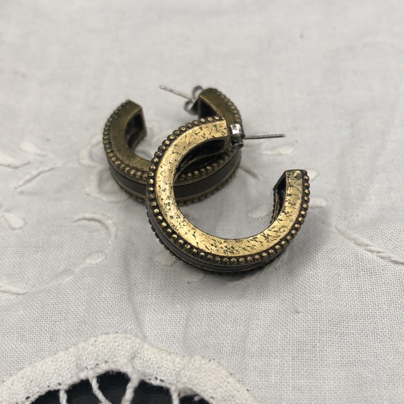 Silpada KR ‘Leather Together’ Brass Leather Necklace, Cuff and Hoop Earrings - Picture 10 of 12